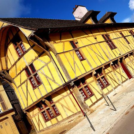 Maison Du Dauphin 1534 트루아 외부 사진